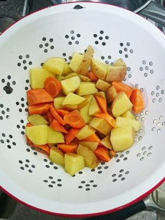 残飯de 犬ごはん じゃがいも&にんじん-レシピのメイン写真