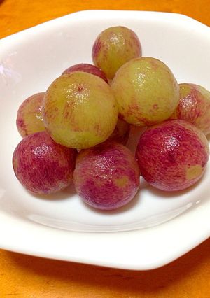 葡萄の皮、綺麗にむけちゃった（≧∇≦）-レシピのメイン写真