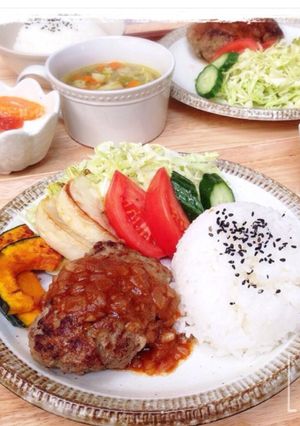 肉汁ぶっしゃー！！ジューシーハンバーグ-レシピのメイン写真