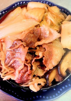 新玉ねぎを楽しむ すき焼き風 牛丼-レシピのメイン写真