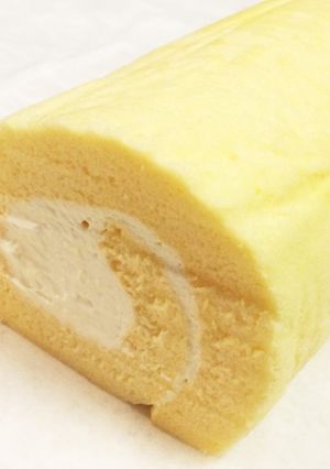 ふわっふわ♡食べきりロールケーキ-レシピのメイン写真