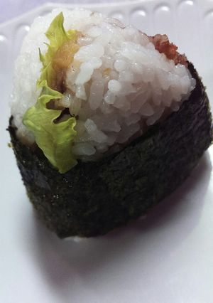 牛こまうまっうまっコロッケ♪おにぎり-レシピのメイン写真