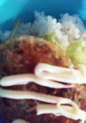 プチ牛こまうまっうまっコロッケどんぶり-レシピのメイン写真