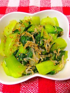 青梗菜のごましらす炒め-レシピのメイン写真