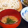 岡山産がらえびの出汁で食べる讃岐うどん