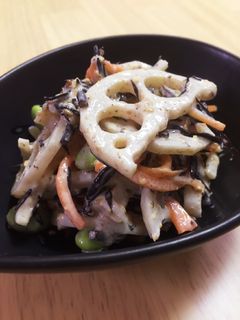 レンコンとひじきの簡単♪胡麻ドレサラダ-レシピのメイン写真