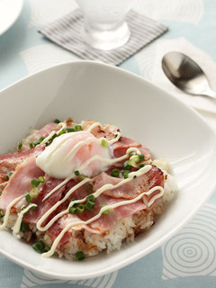 ベーコンおかか温玉丼-レシピのメイン写真