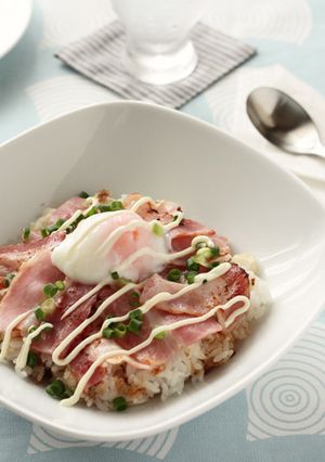 ベーコンおかか温玉丼-レシピのメイン写真
