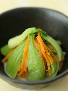 青梗菜と人参の練りゴマ豆腐和え-レシピのメイン写真