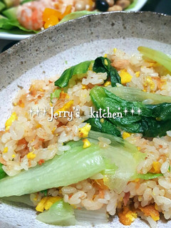 包丁いらず♪鮭たまレタスチャーハン♡-レシピのメイン写真