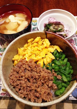 ぱぱっと簡単！三色丼！-レシピのメイン写真