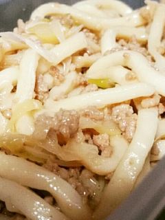 挽き肉とネギの焼きうどん-レシピのメイン写真