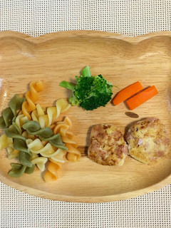 フィッシュソーセージで簡単豆腐ハンバーグ-レシピのメイン写真