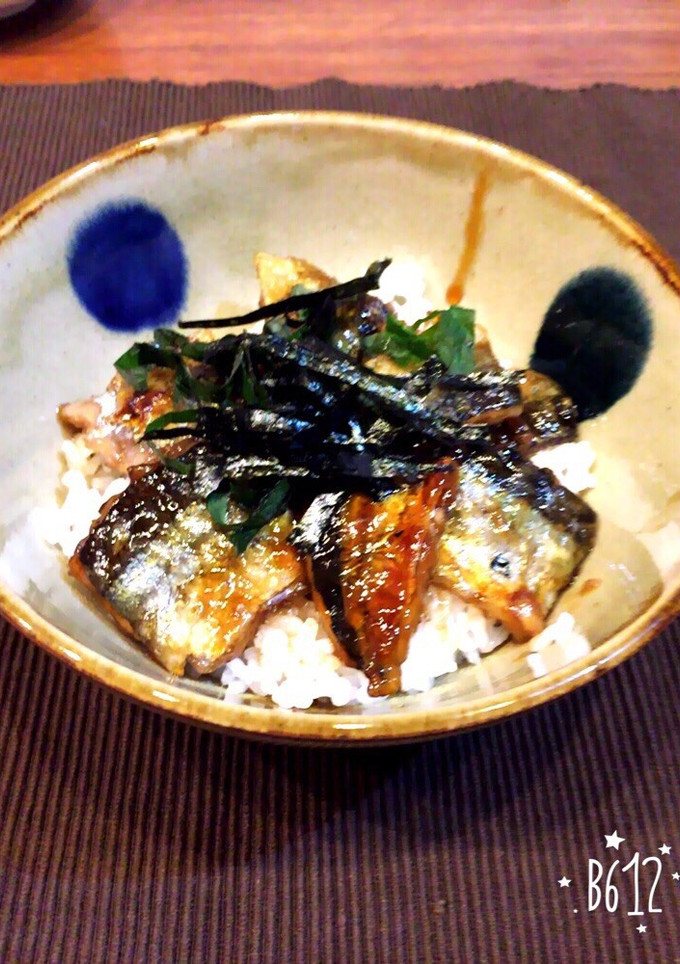 さんまの蒲焼き丼-レシピのメイン写真