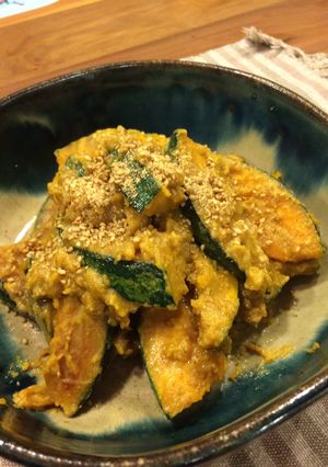 簡単！美味しい！南瓜の胡麻だれ煮-レシピのメイン写真
