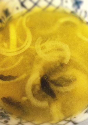 子供が大好き♡わかめと玉ねぎの味噌汁-レシピのメイン写真