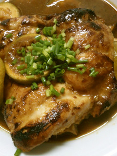簡単!ステーキ♪ 鶏もも肉の かぼす焼き-レシピのメイン写真