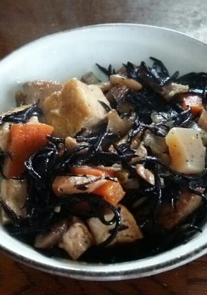 ひじき丼-レシピのメイン写真
