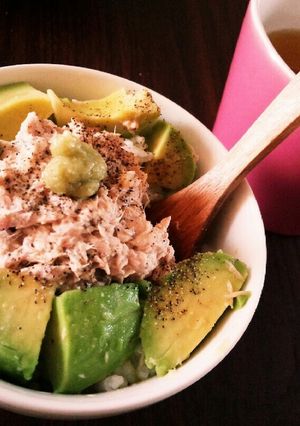 ﾂﾅﾏﾖ×ｱﾎﾞｶﾄﾞ丼-レシピのメイン写真