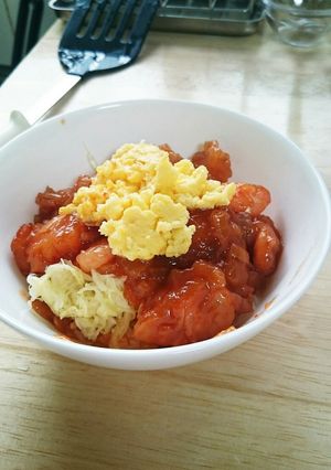 簡単☆たまらんエビチリ丼-レシピのメイン写真