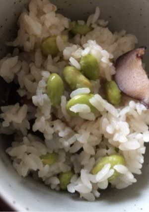 枝豆と椎茸の炊き込みごはん-レシピのメイン写真