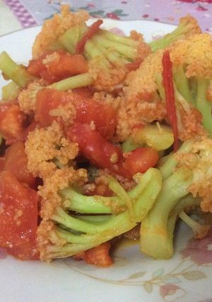 カリフラワーとトマトの炒め物-レシピのメイン写真
