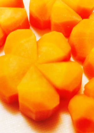 煮物にいかがですか?人参のねじ梅-レシピのメイン写真