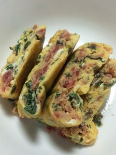 梅肉と大葉入り卵焼き-レシピのメイン写真