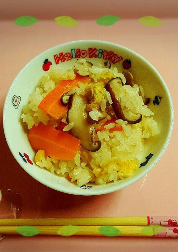 ♡おでんの残り汁で♪簡単炊き込みご飯♡-レシピのメイン写真