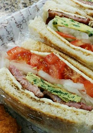 ボリューム満点サンドイッチ-レシピのメイン写真