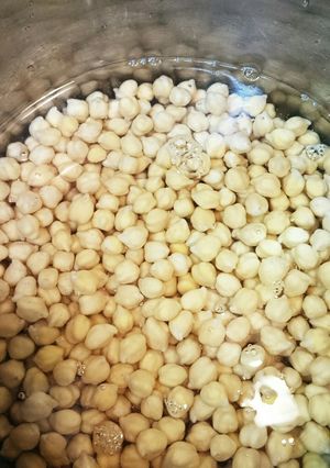 圧力鍋で時短♪ひよこ豆の水煮♪約15分で-レシピのメイン写真