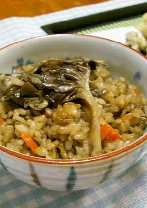 舞茸の炊き込みご飯田舎風-レシピのメイン写真