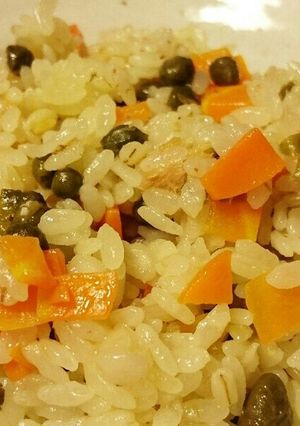 フライパン1つで30分！洋風炊き込みご飯-レシピのメイン写真