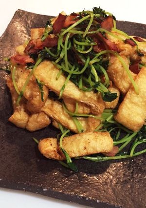 豆苗と油揚げのカリカリベーコン炒め-レシピのメイン写真
