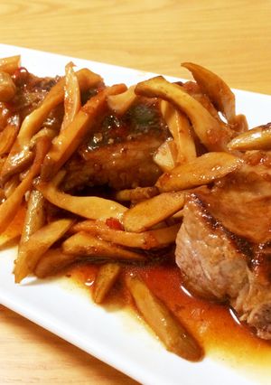 ご飯がすすむ！酢麹漬けスペアリブの甘辛煮-レシピのメイン写真