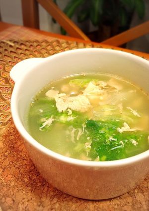 たっぷりレタスと卵の♡鶏ガラスープ-レシピのメイン写真
