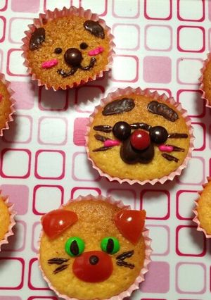 プチトマト入り!動物のマドレーヌ♪-レシピのメイン写真