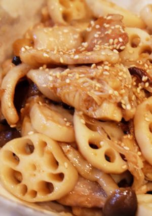 秋味!豚バラとレンコンの照り焼き-レシピのメイン写真