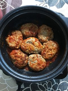 エノキでかさ増し、ハンバーグ-レシピのメイン写真