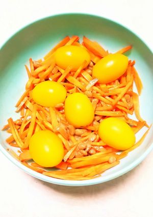 トマト納豆人参めんつゆサラダ-レシピのメイン写真