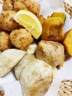 大葉と梅肉の鶏ボール唐揚げ♪-レシピのメイン写真
