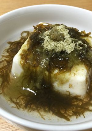 もずく酢ととろろ昆布の冷奴-レシピのメイン写真