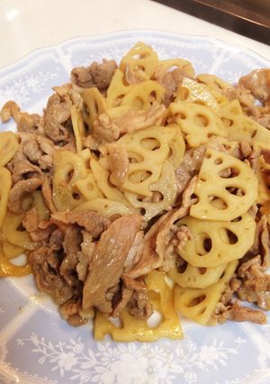 忙しい日にはこれ！豚肉レンコン炒め-レシピのメイン写真
