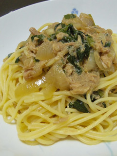 簡単♪玉ねぎ×ツナ♡にんにくパスタ-レシピのメイン写真