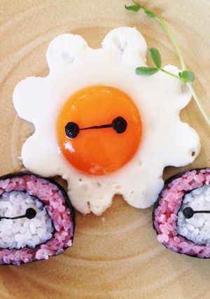 簡単☻ベイマックス☻デコのり巻き-レシピのメイン写真