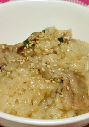 簡単♪まいぅー(・o・)　肉炊き込み♪-レシピのメイン写真