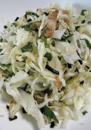 簡単キャベツと大葉の梅塩昆布和え-レシピのメイン写真