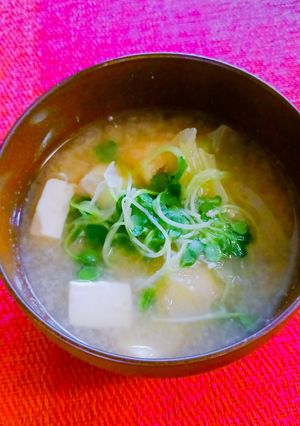 仕上げにかいわれ大根入れるだけお味噌汁-レシピのメイン写真