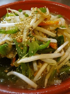 野菜たっぷり♪簡単スープで魚介塩ラーメン-レシピのメイン写真