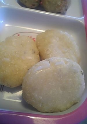 主食からデザートまで♡基本のおからだんご-レシピのメイン写真